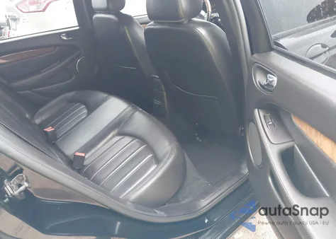 2004 Jaguar X-Type 3.0 из США, поврежденный, VIN SAJEA51C34WD59195